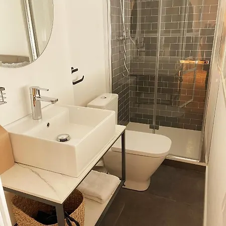 Urban Vedruna Apartamento *